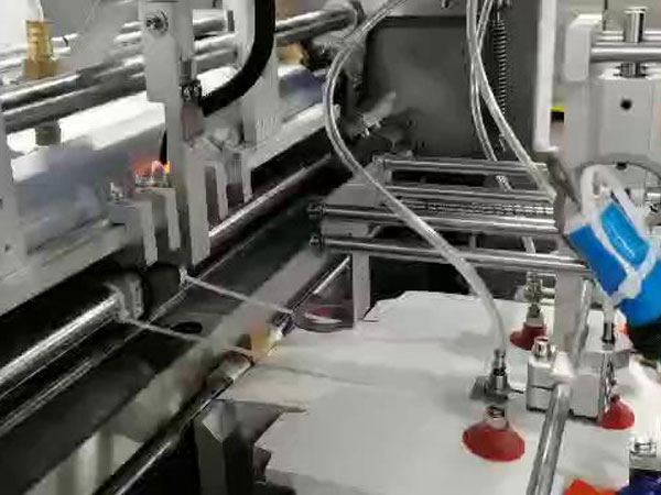 德高機械生產（chǎn）禮品盒